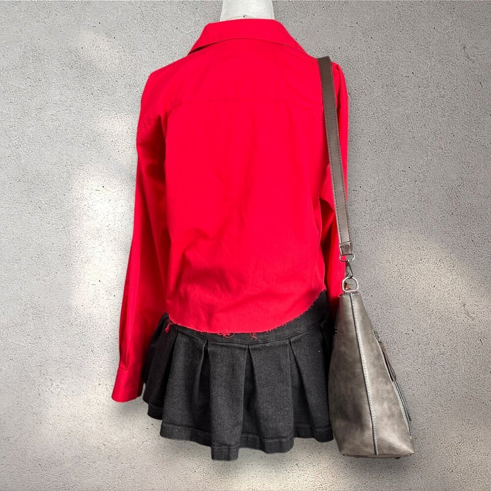 Foxcroft Cropped Button Up Shirt Women's 4 Red Raw Hem Party Academia Preppy - Picture 2 of 11
